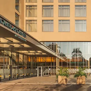 https://four-points-by-sheraton-kampala.about-kampalahotels.com